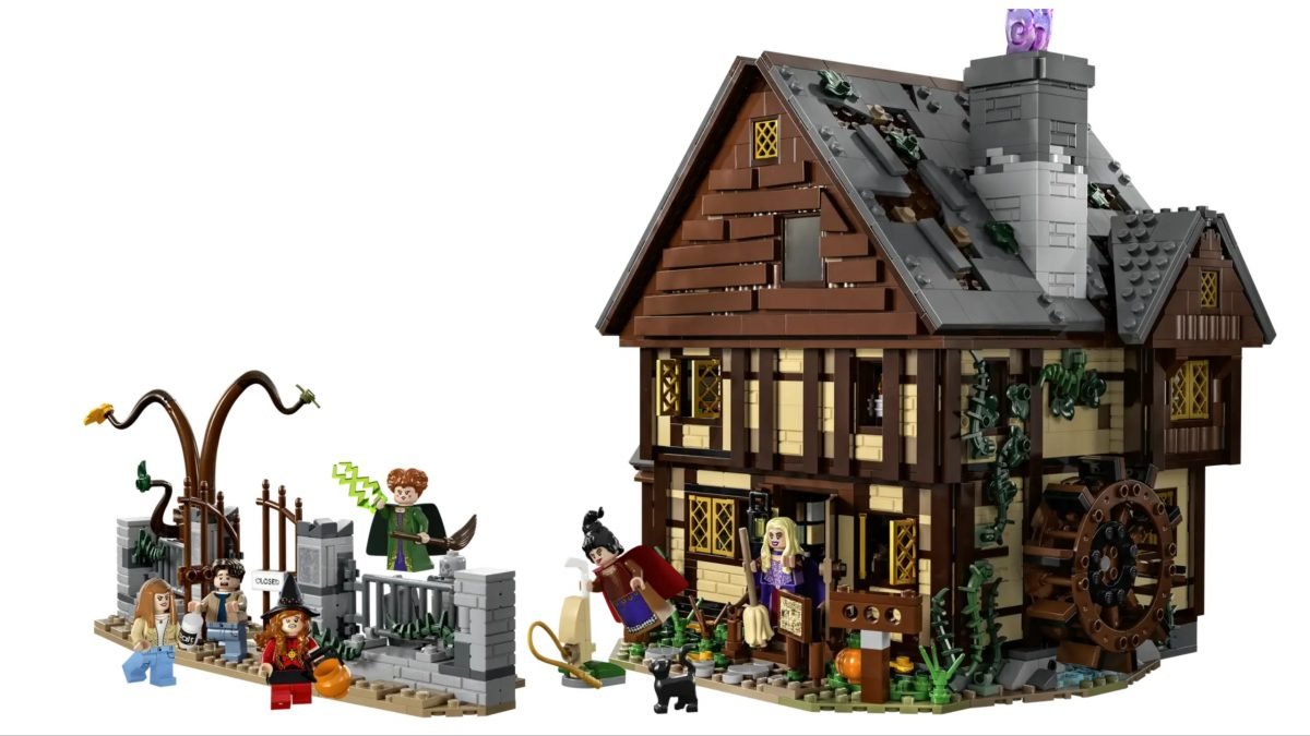The complete LEGO Ideas Hocus Pocus Sanderson cottage with graveyard. 