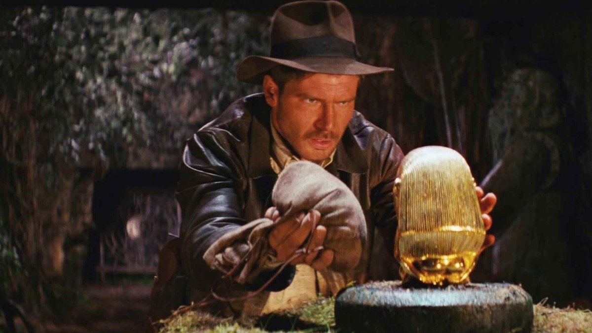 Indiana Jones stealing the idol in Raiders of the Lost Ark