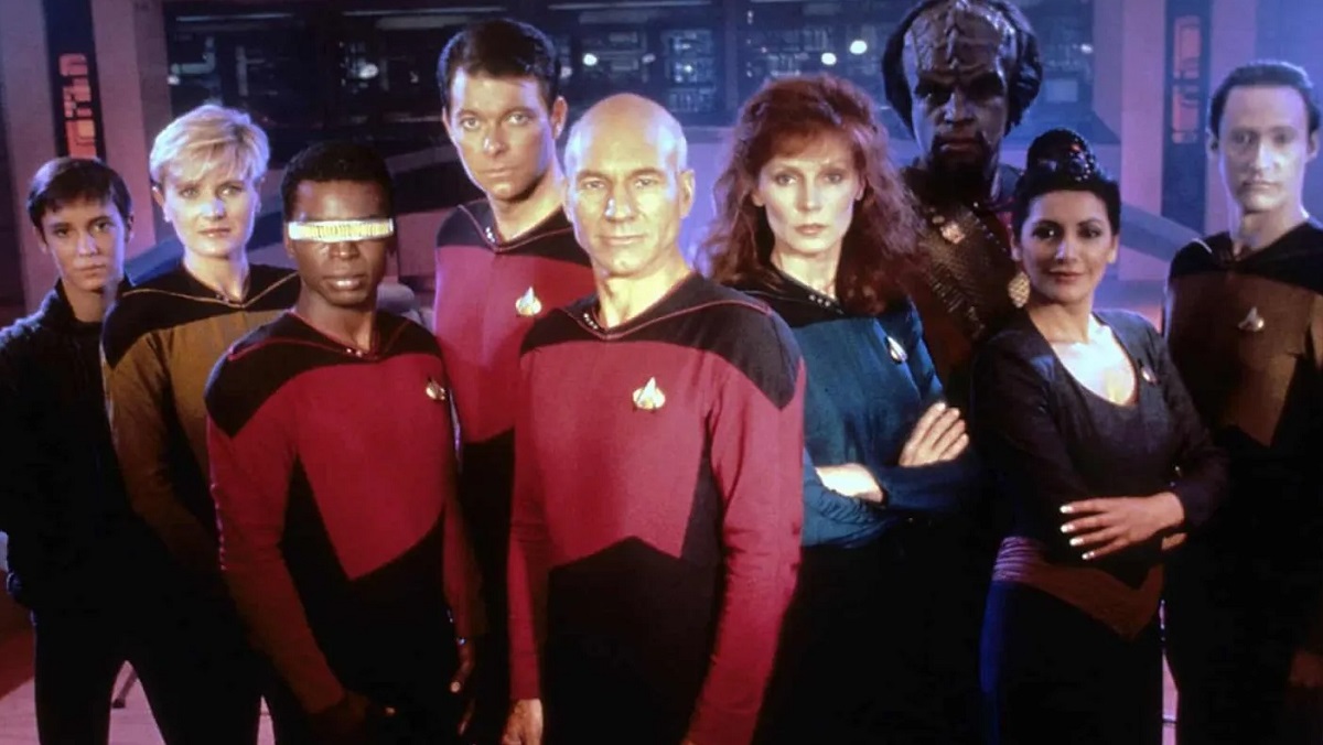 The cast of Star Trek: The Next Generation's first season.