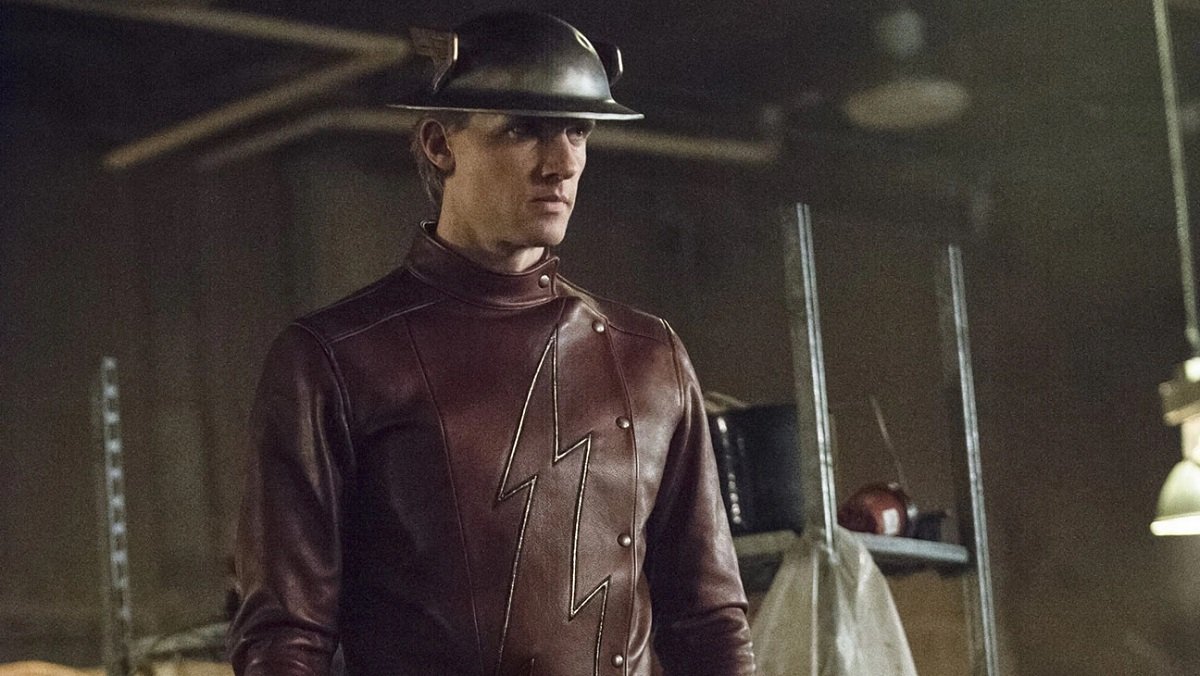 Teddy Sears in the CW Flash series, impersonating speedster Jay Garrick. 